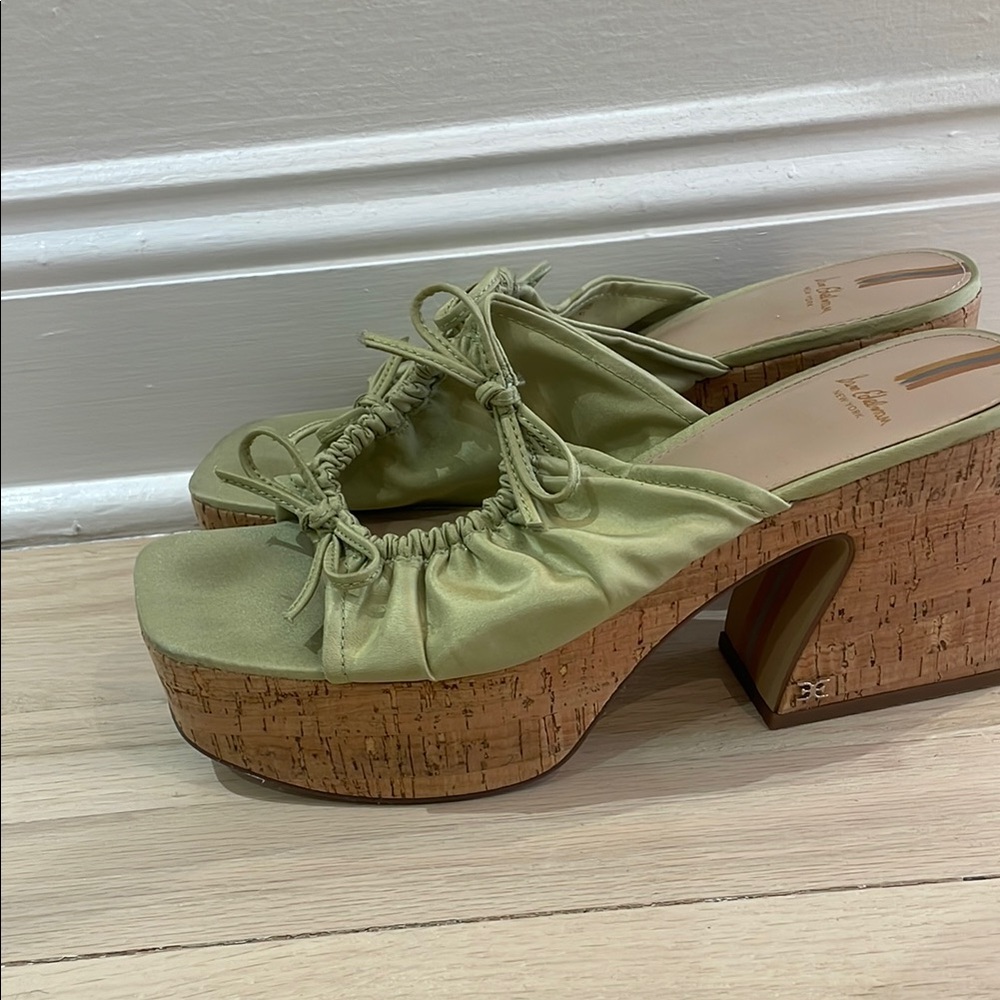 Sam Edelman Green Wedge Sandals - Picture 4 of 10
